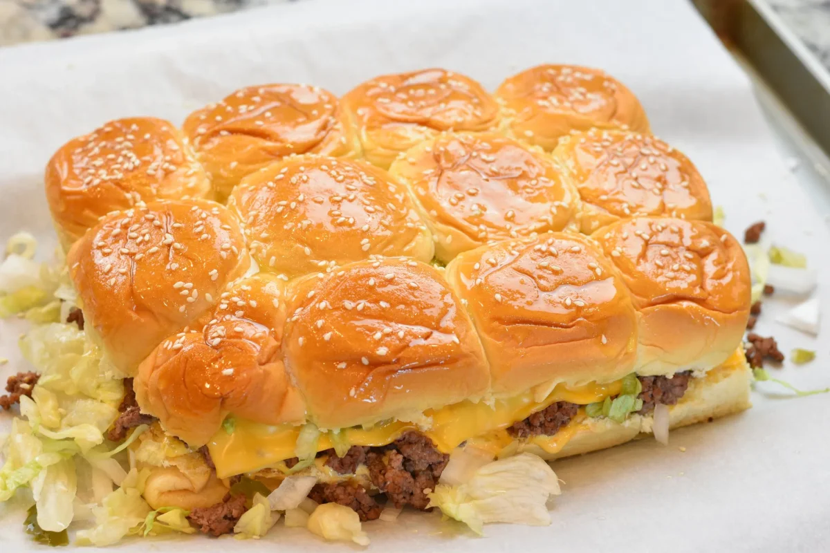 Big Mac Sliders with Hawaiian Rolls: The Ultimate Game-Day Recipe